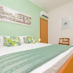 Serendipitycomo Guest House